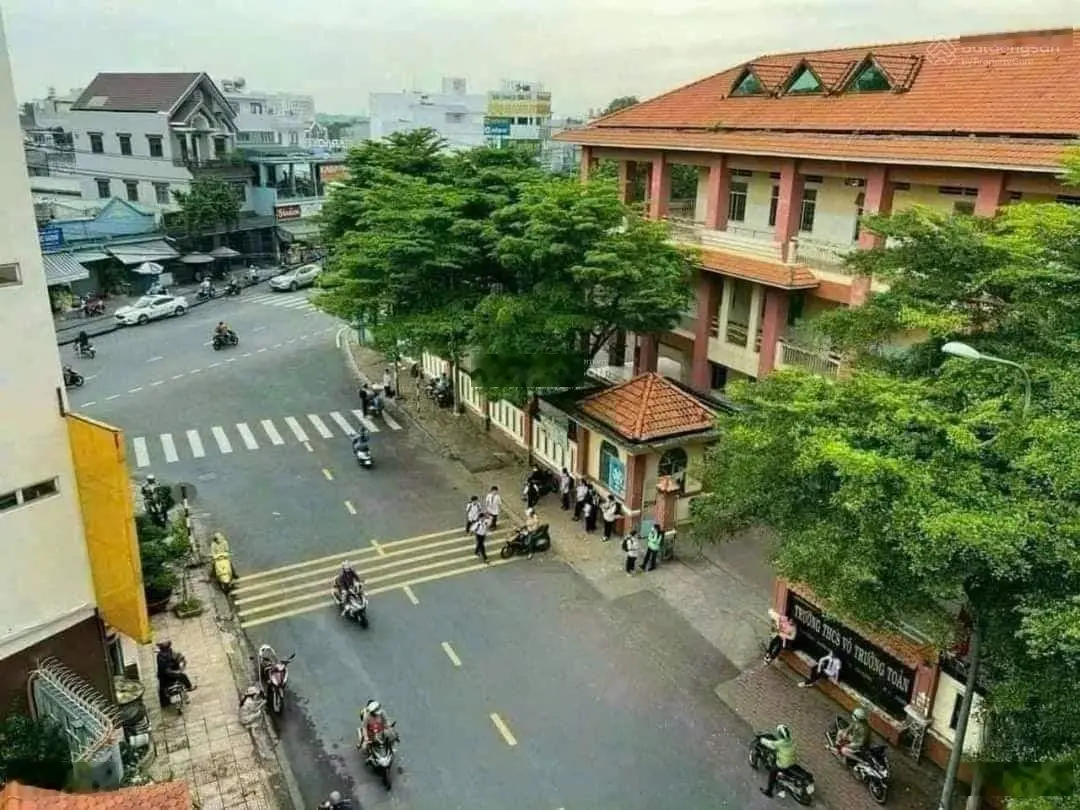 Bán nhanh lô đất trong trung tâm hành chính TP Dĩ An, Bình Dương. KDC vip, giá ngộp