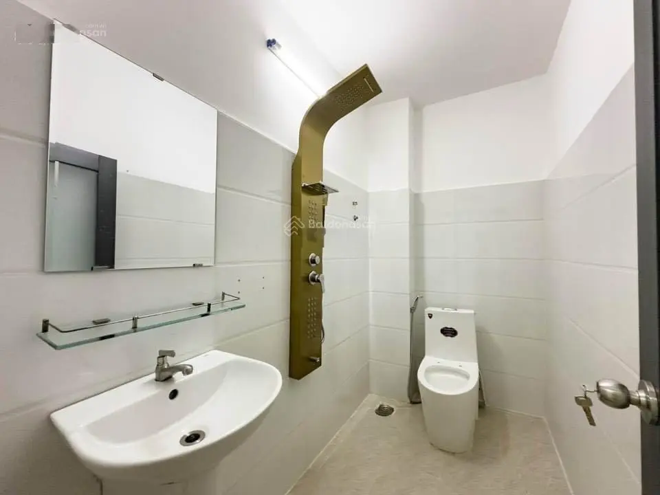 Nhà mới sửa cho thuê 17,5tr/tháng nhà Hồ Ngọc Cẩn gần trường THCS Phan Bội Châu, DT: 60m2