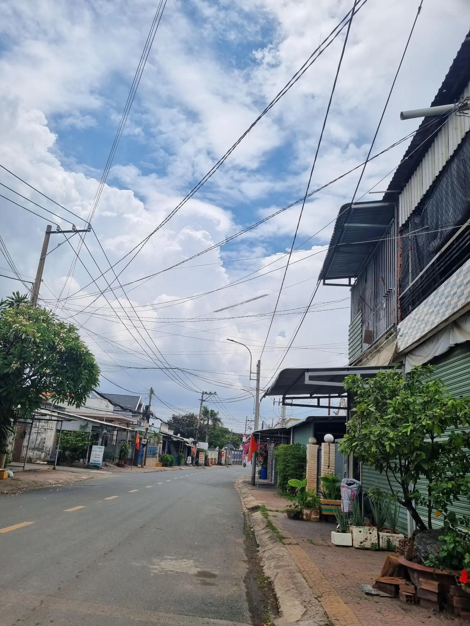 Bán nhà phường long bình, 160 m2 giá nhĩnh 6 tỷ