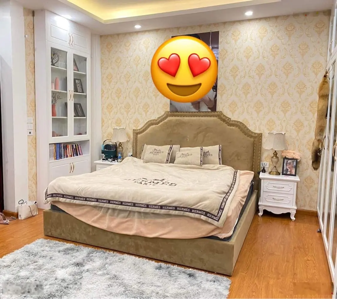 Bán nhà riêng Hồ Văn Chương 45m 4Tg MT 5,2m hơn 9 tỷ 1 nhà ra hồ ô tô 10m KD sầm uất full nội thất.