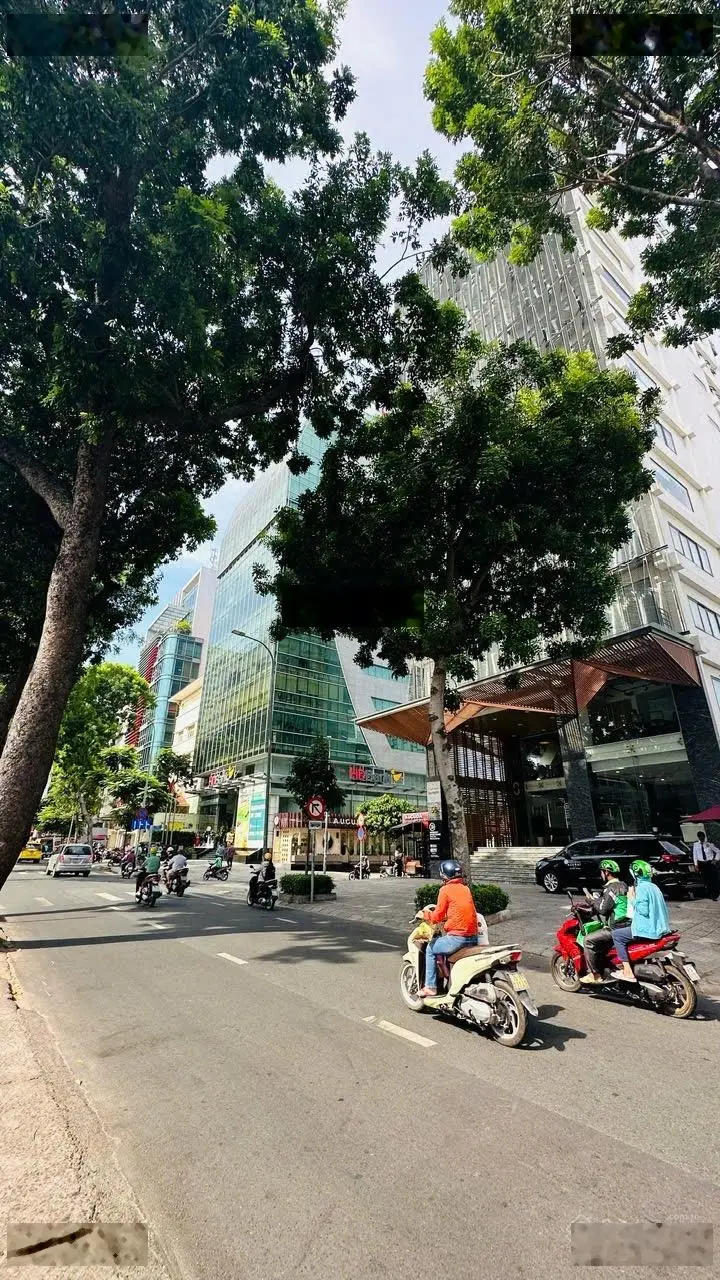 Cực hiếm! MT Nam Kỳ Khởi Nghĩa, Phường 6, Q3, DT: 20x31m (620m2) 3 tầng. HĐ 450 tr/tháng: 450 tỷ TL