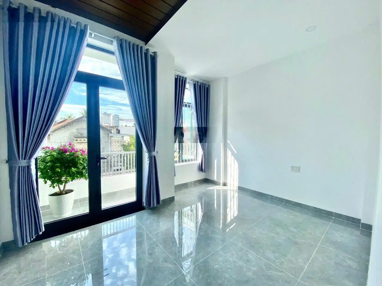 Bán nhà 2 tầng đường 2 ô tô né nhau, xã vĩnh ngọc, tp nha trang