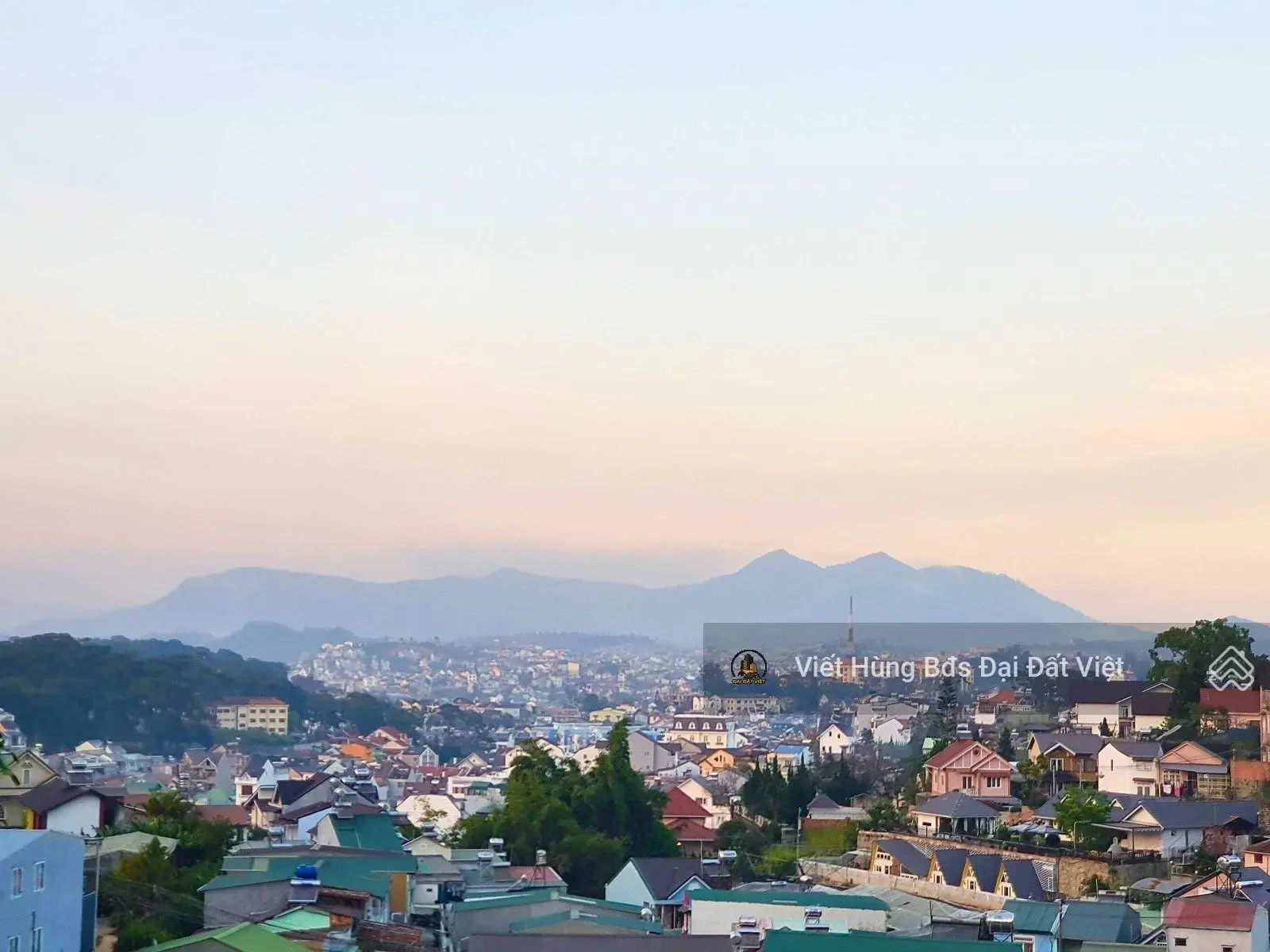 BÁN LÔ ĐẤT XÂY DỰNG KHÁCH SẠN VIEW THÀNH PHỐ SIÊU ĐẸP ĐÀ LẠT