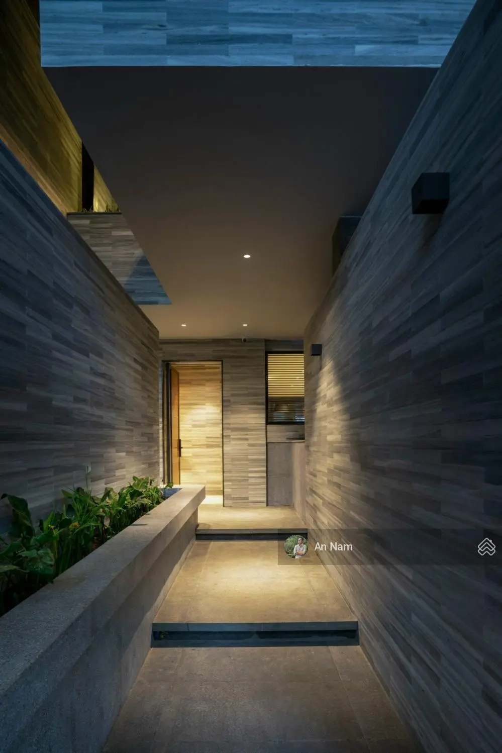 Chuyển nhượng gấp tòa nhà Nguyễn Thái Sơn, Q. GV: 8x25m H6T cho thuê: 250tr/th giá đầu tư 35 tỷ