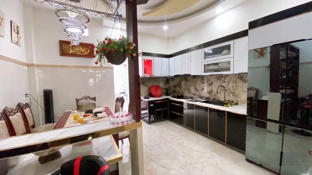Bán gấp nhà đẹp 4 tầng,74m2, view công viên, Phan Huy Ích, P14,Gò Vấp,chủ giảm 650T về nhỉnh 9 tỷ