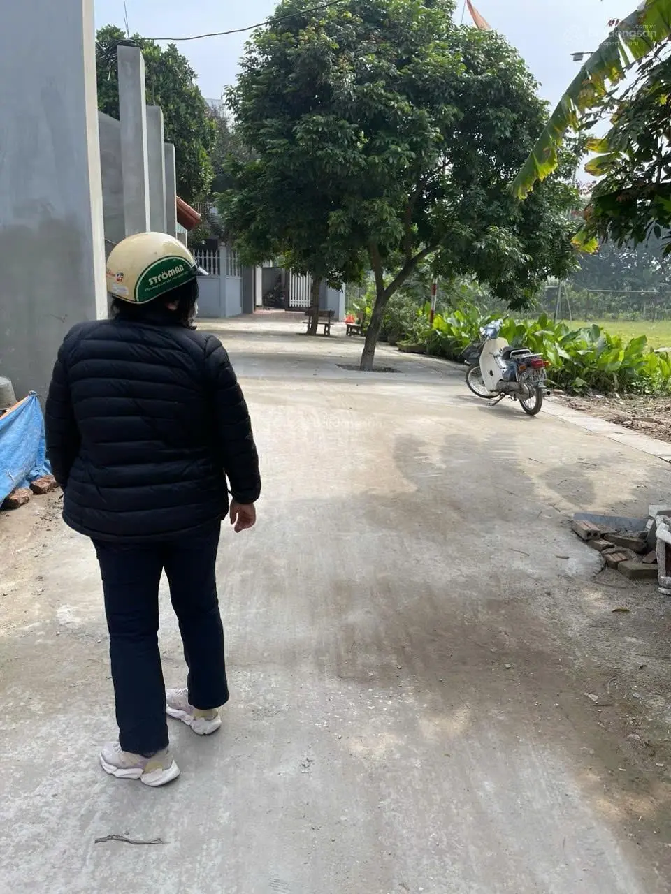 Bán lô đất 49,5m2, cạnh sân vận động 10.000.000m2 xã Thụy Hương, giáp quận Hà Đông