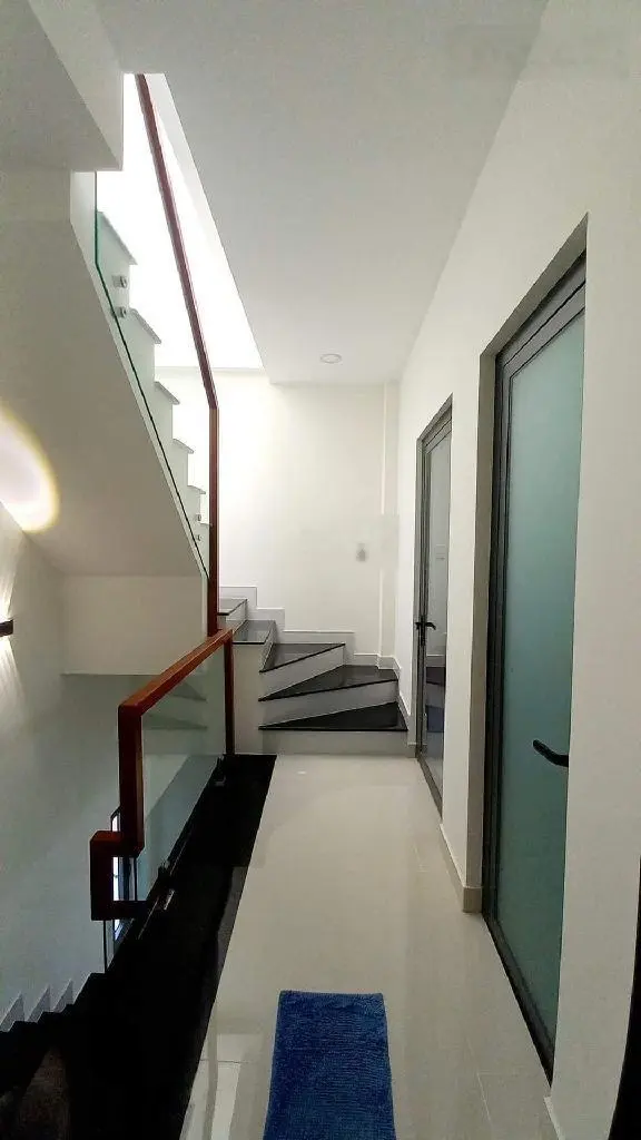 Bán nhà Quận 7 - Phường Phú Thuận - xe tải quay đầu - 4 tầng - ngang 5m - giá 6 tỷ nhỉnh