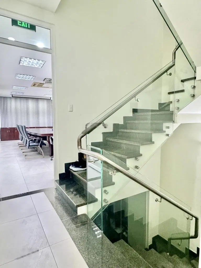 Bán gấp MTKD Đường Số có giá nhất Tân Quy Q7, 10m ra Nguyễn Thị Thập, 83m2 6 tầng có hầm, 17tỷ500