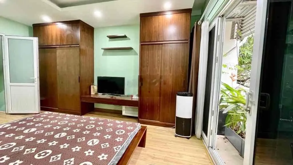 Bán nhà-ô tô 7 chỗ vào nhà-thang máy-cách cầu trắng 200M 8.6 tỷ