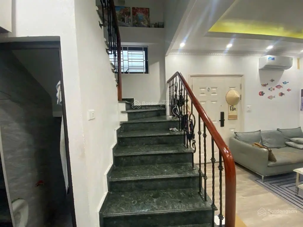 Bán nhà gần Ngọc Thụy, Thanh Am 4 tầng 32m2 - rẻ nhất long biên, giá chỉ 4.4 tỷ