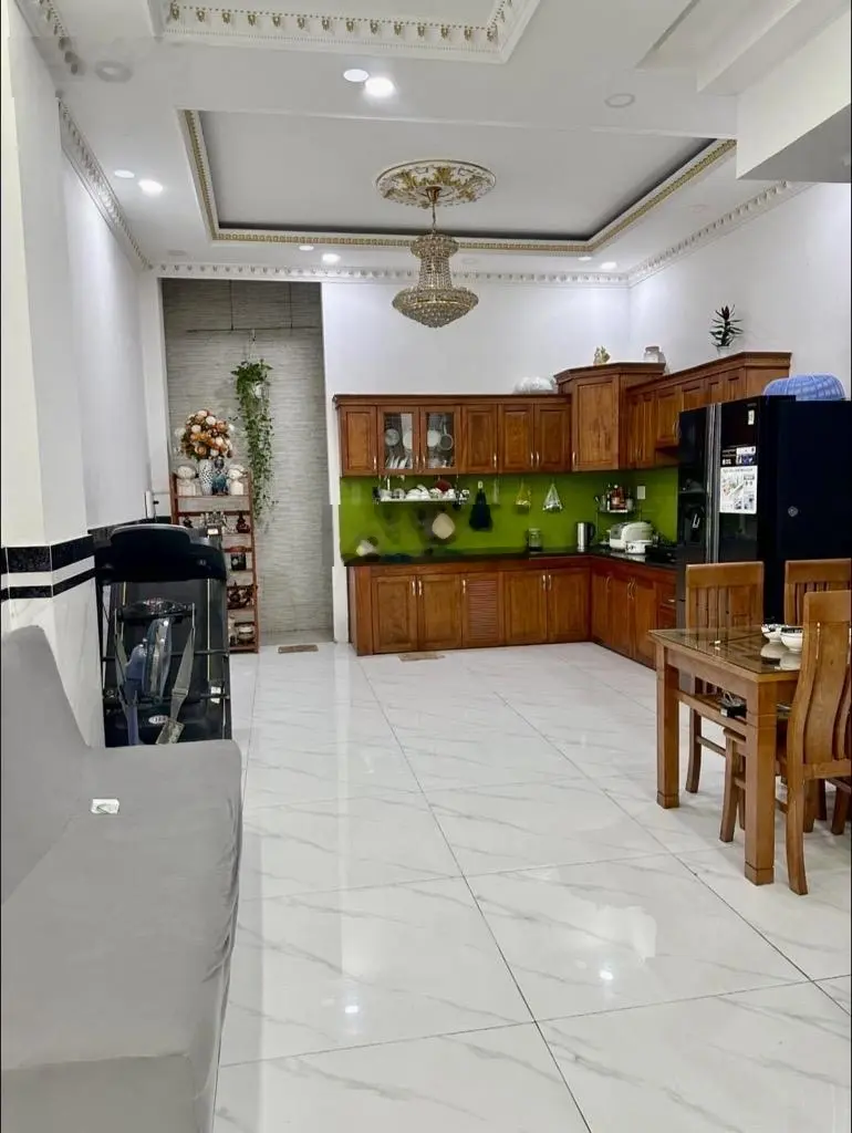 Nhà 4 tầng, hẻm nhựa xe tải vi vu, khu phân lô đồng bộ, kế KDC Hồng Long, 4,6x16m, 8,3 tỷ