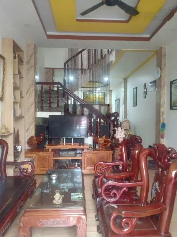 Nhà 78m2 trệt 2 lầu, 1 sẹc Ngô Chí Quốc, chợ Đầu Mối Thủ Đức. 5,8 tỷ