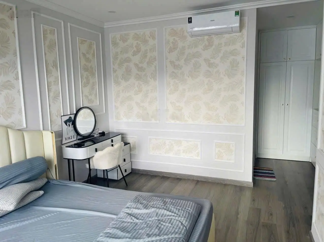Căn 2 phòng ngủ nội thất đẹp đầy đủ, view Hồ CT3 Vĩnh Điềm Trung xách valy vào ở ngay