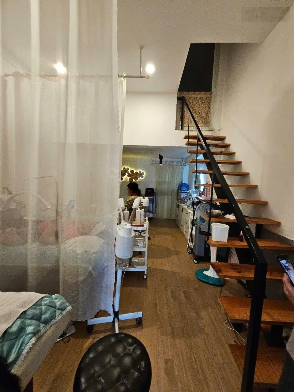 Bán đất tặng nhà đang cho thuê, gần trường học cấp 1,2,3 Dĩ An