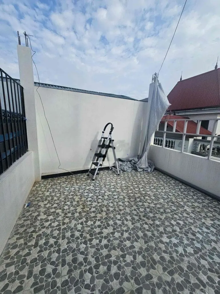 VÕNG LA, NHÀ MỚI FULL NỘI THẤT, VIEW HỒ, NGÕ OTO THÔNG, HAI THOÁNG,48M