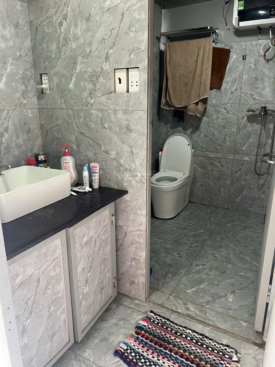 Bán nhà 2 mặt tiền kinh doanh tốt giá chỉ 2,2 tỷ