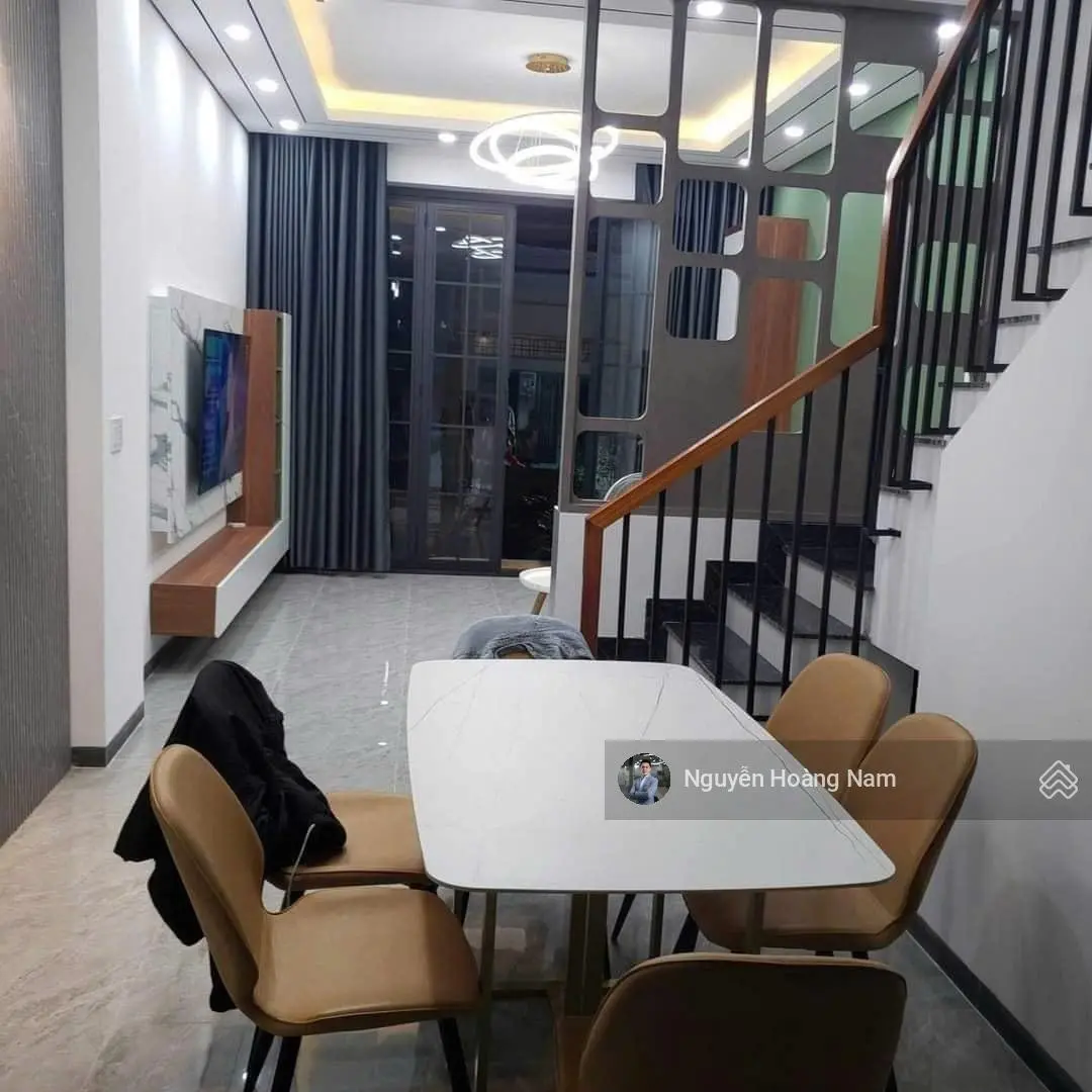 Thanh lý nhà 1 trệt 1 lầu GIÁ 3.35 TỶ, 64m2, 2PN, SHR - MT Nguyễn Đình Chiểu, Phường 4, Quận 3