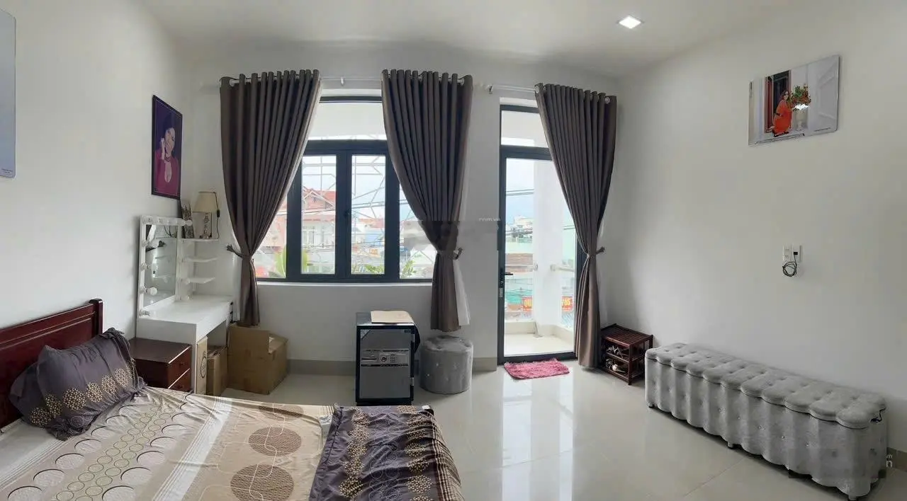 Bán 148,8m2 chỉ 16,5 tỷ nhà 4 tầng đường 2/4, Phường Vĩnh Phước, Nha Trang 0964326158