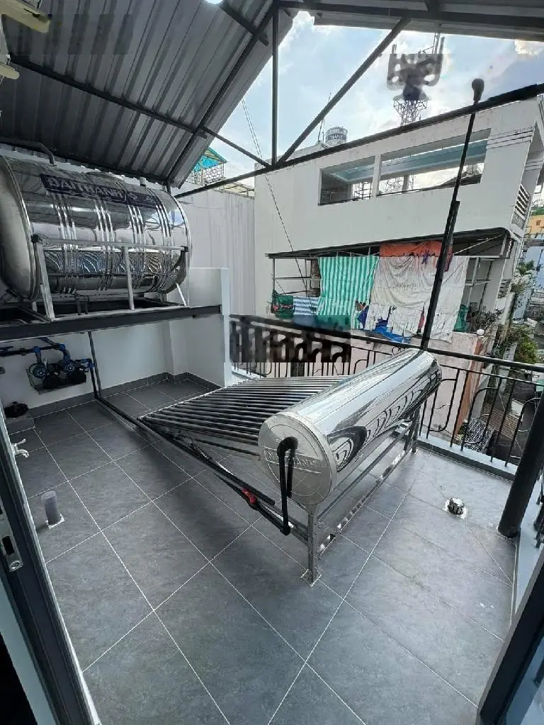 Lô góc 2 MT kinh doanh nhà 4 tầng BTCT - DT 36,8m2 (có nở hậu)
