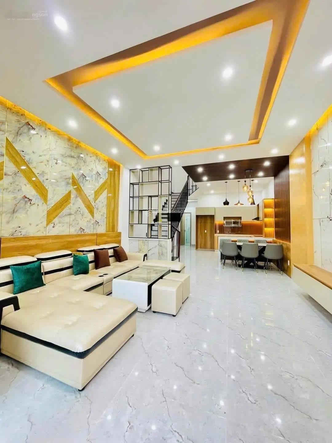 Cần bán gấp nhà 60m2 giá 2tỷ9 tại Bình Chánh shr đang cho thuê 8tr/tháng còn tl cho ai thiện chí