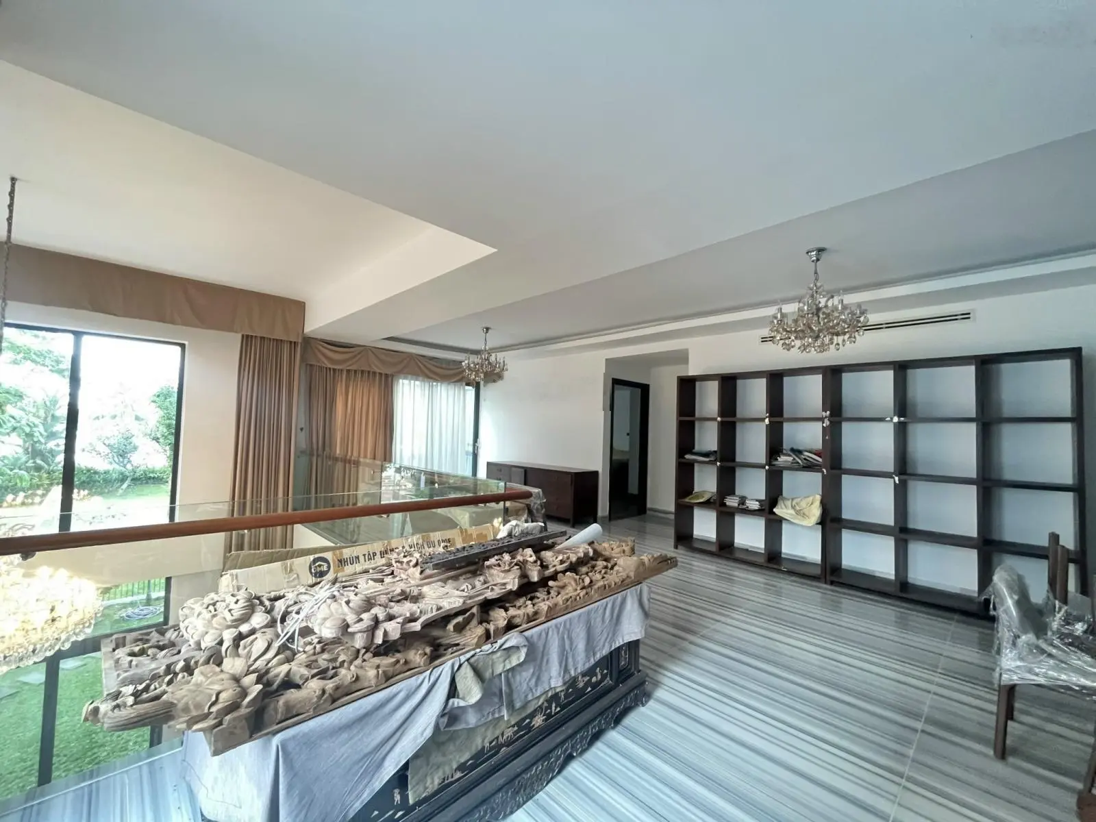 Siêu đẹp biệt thự 3 mặt tiền - trực diện sông & công viên - Bảo vệ 24/24 - 600m2 trệt 2L - 249 tỷ
