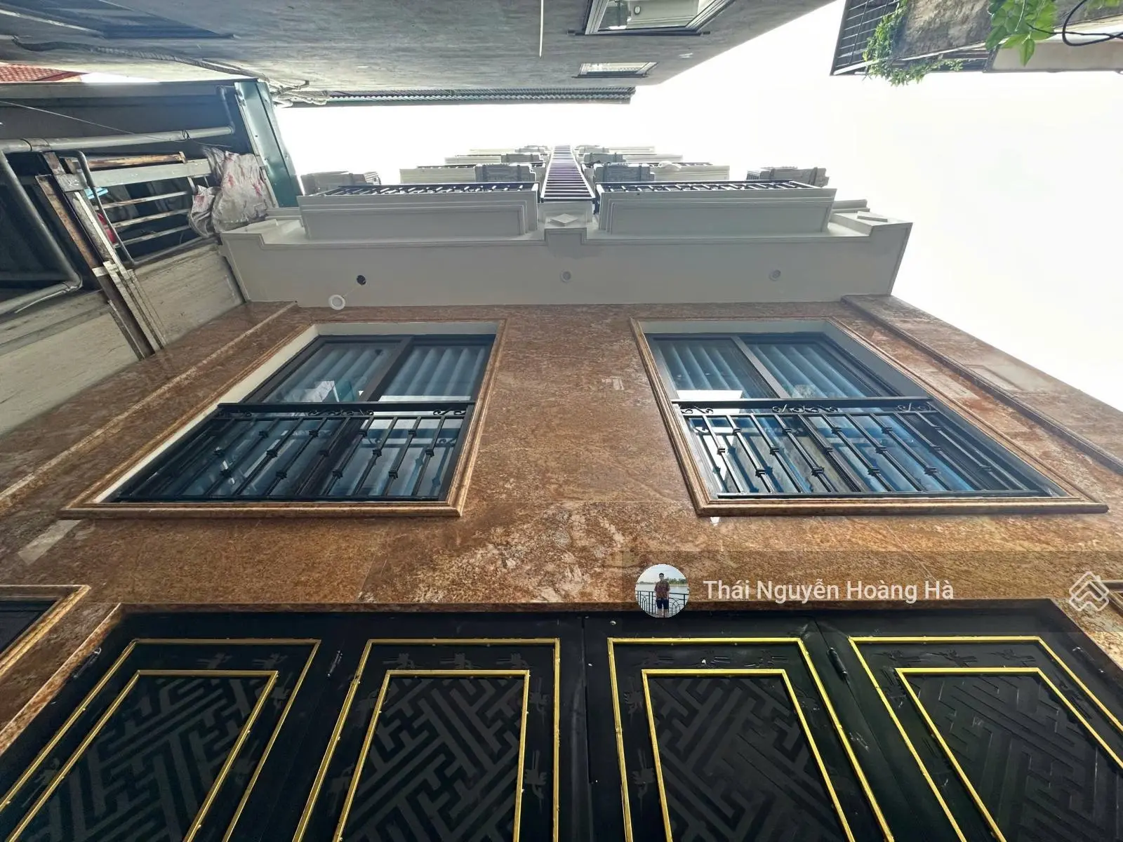 (Siêu phẩm) tòa Apartment 64m2 x 18P hồ Linh Quang - Cách hồ và bãi ô tô 30m. Dòng tiền 1,4 tỷ/năm