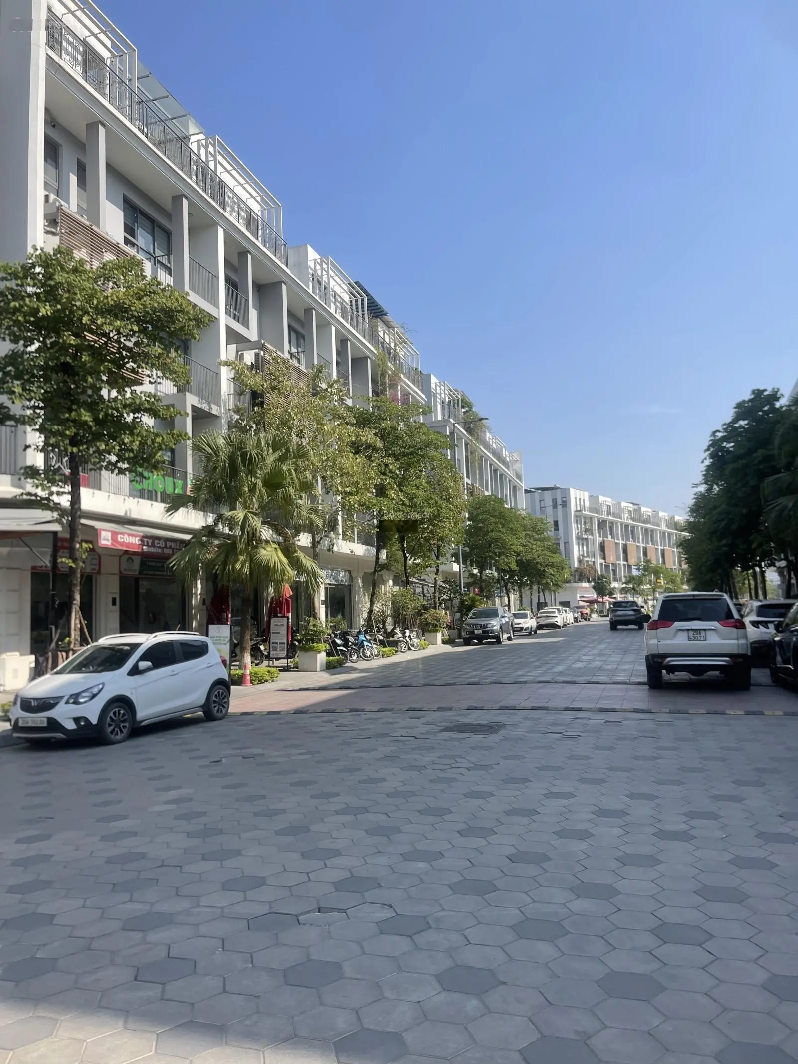 Kinh doanh đỉnh, ở sướng! Cc cần bán gấp căn LK 75m2 mặt phố đi bộ kinh doanh sầm uất nhất khu
