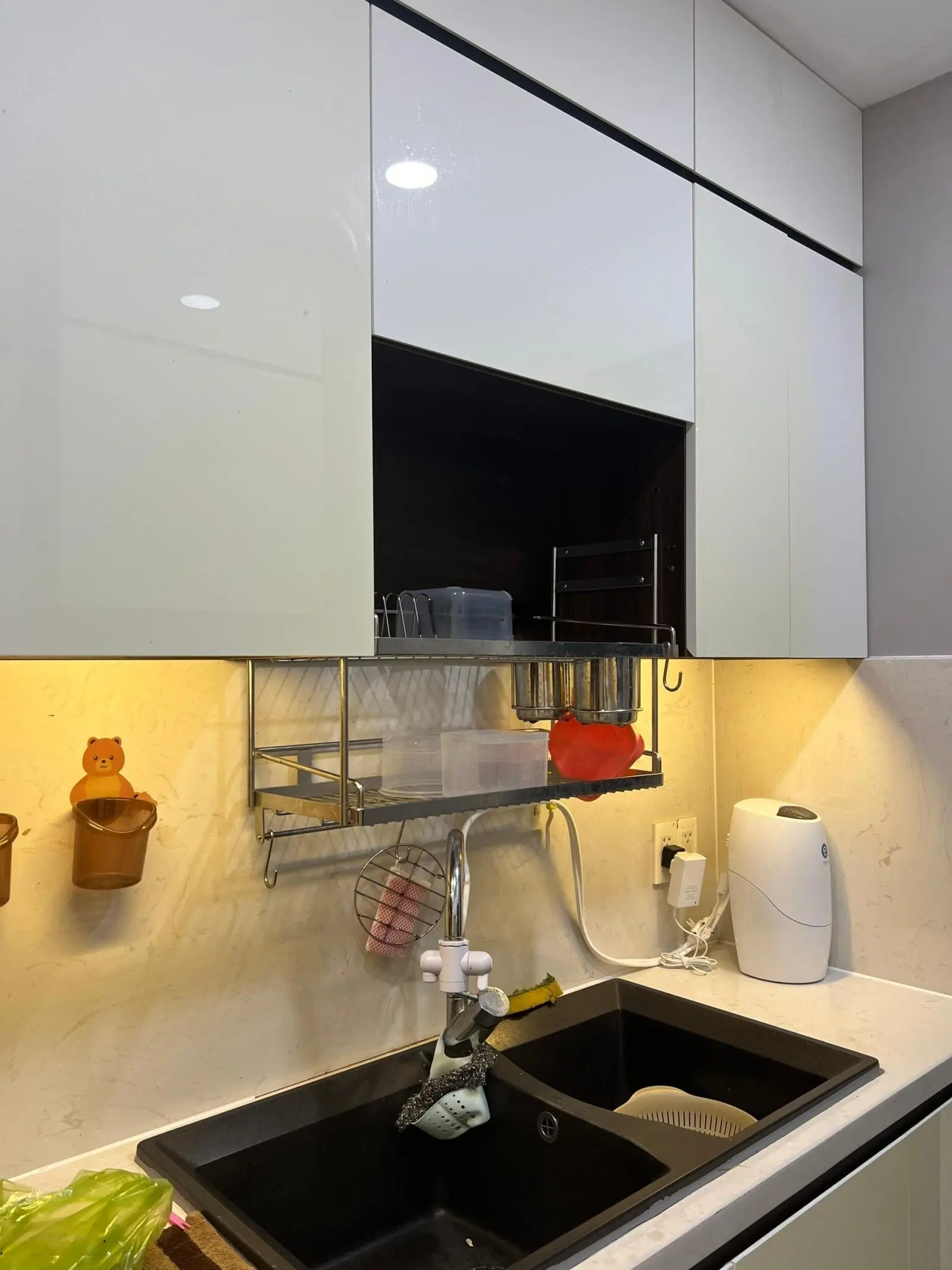 Bán căn Hộ Orchard Garden, 3PN, 100m2, căn góc, full nội thất, sổ hồng riêng, giá 7 tỷ 8