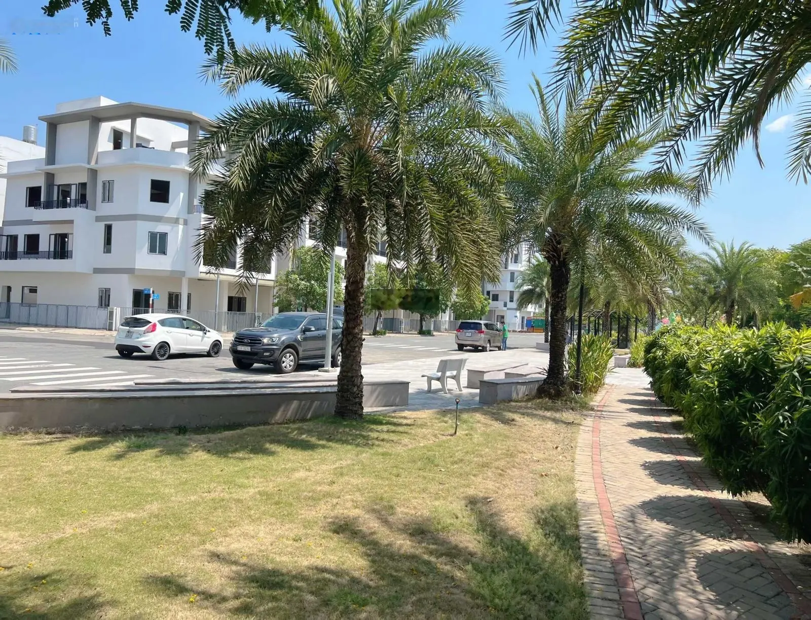 Chính chủ cần bán căn B1-04 The Pearl Riverside - DTXD 218m2 - 1 trệt, 2 lầu, sân thượng - SHR