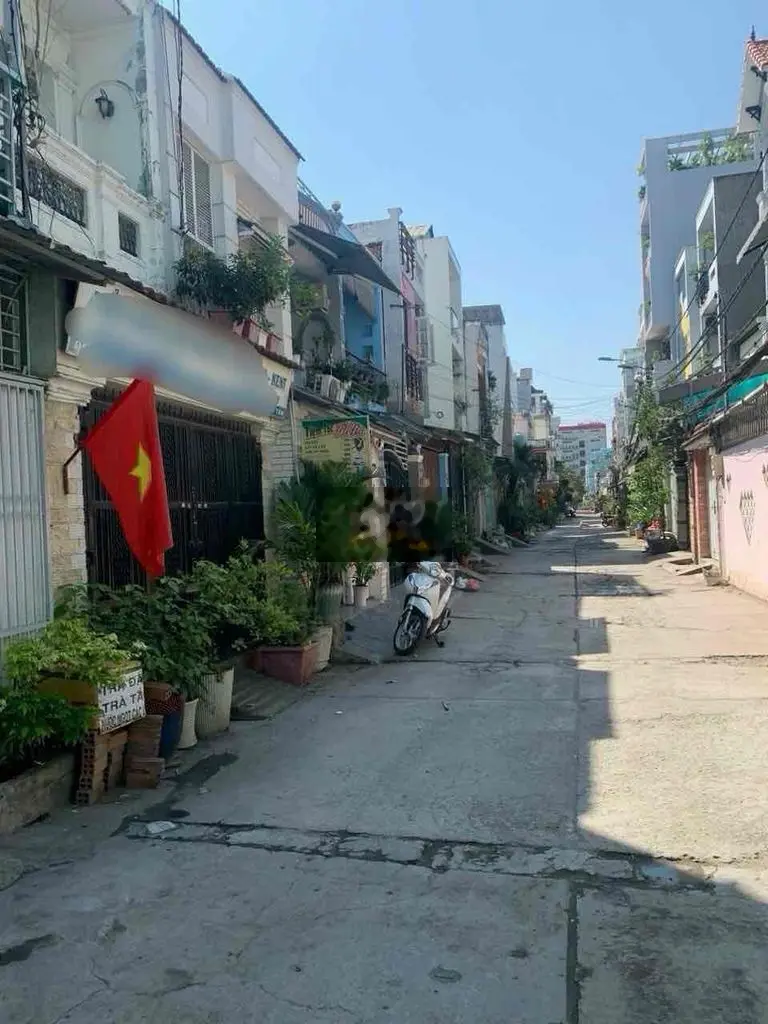 Giảm 300 Triệu Bán Hẻm Xe Tải Nguyễn Quý Yêm 50m 4 Lầu Chỉ 5.4 Tỷ