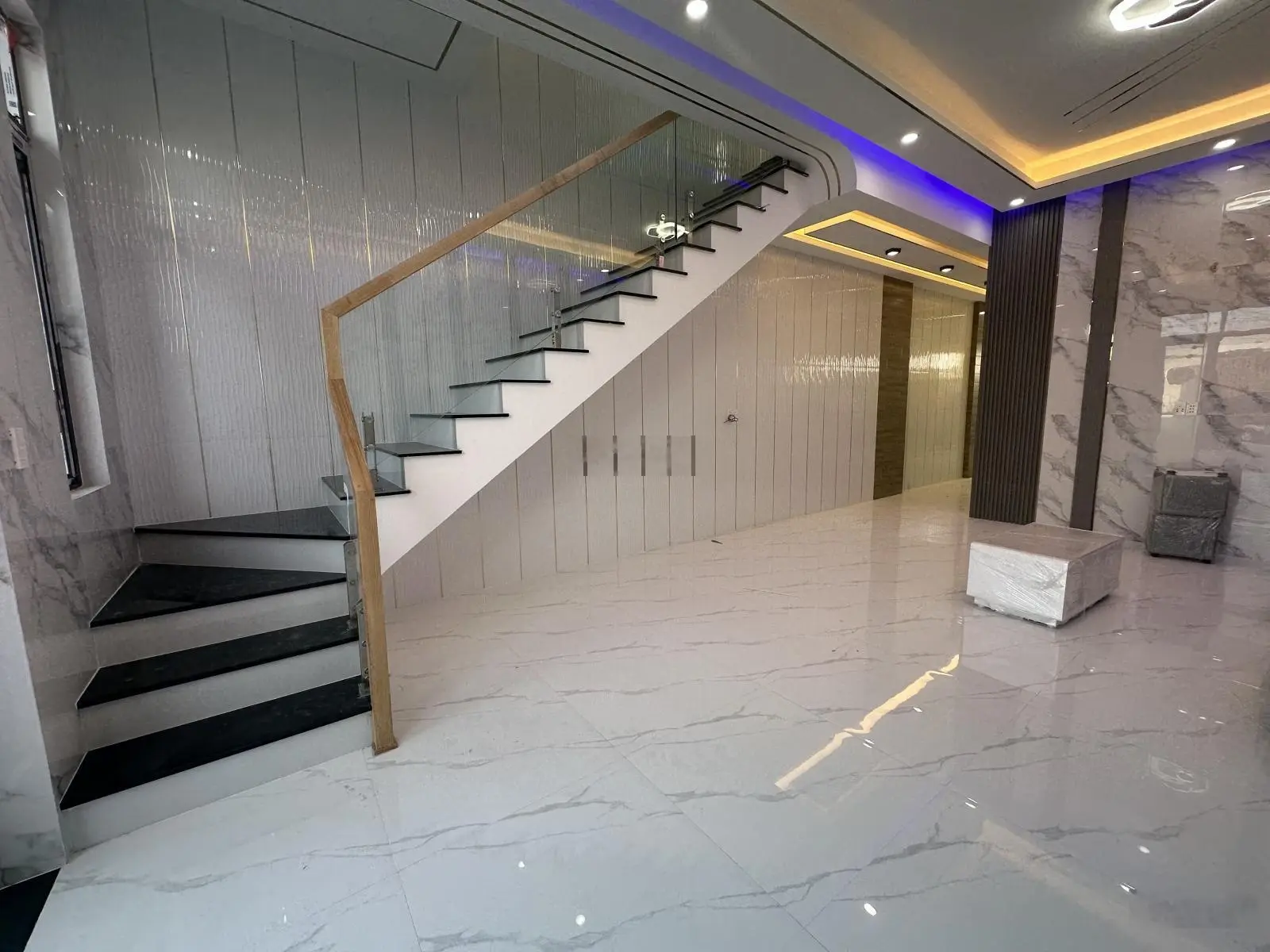 Bán nhà đẹp MT đường Phước Hưng - Phước Hải 1 trệt 1 lầu 4PN gần chợ, gần biển Phước Hải DT 170m2