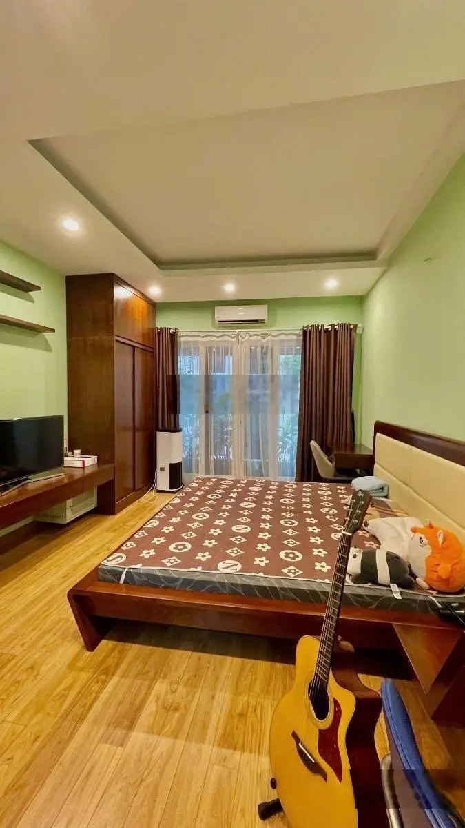 Bán gấp nhà siêu vip Phùng Chí Kiên 65m2 x 5 tầng mặt tiền 4m dân xây chắc chắn phân lô ô tô tránh