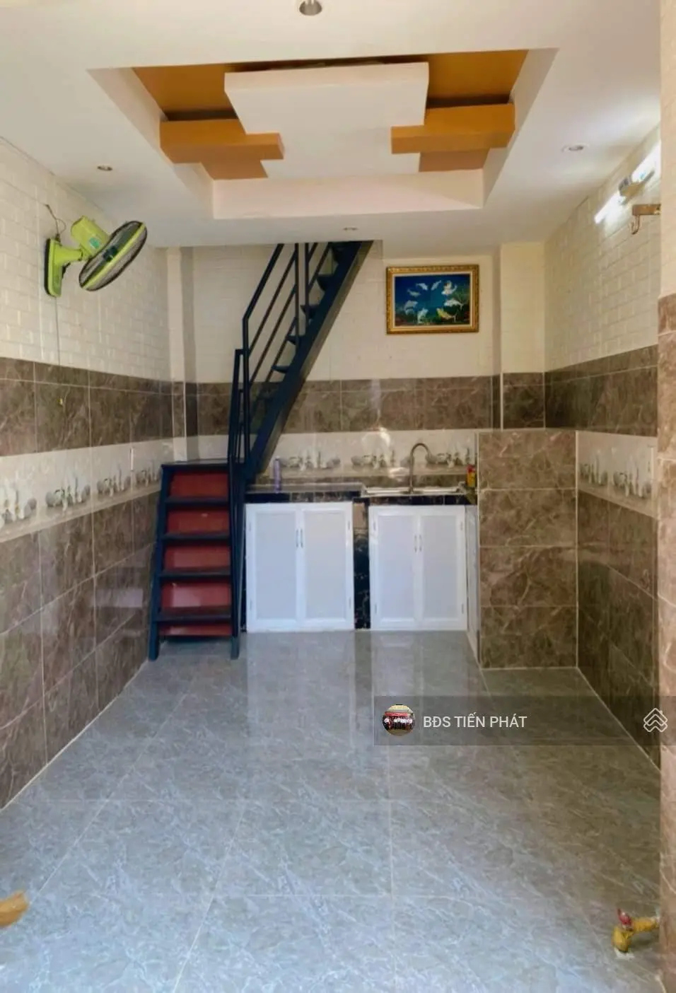 Nhà bán hẻm 79/ đường Liên Khu 8 - 9, DT: 3mx4m (xây đủ). Đúc 2 Lầu 2 PN, 2 WC giá: 2,05 tỷ TL