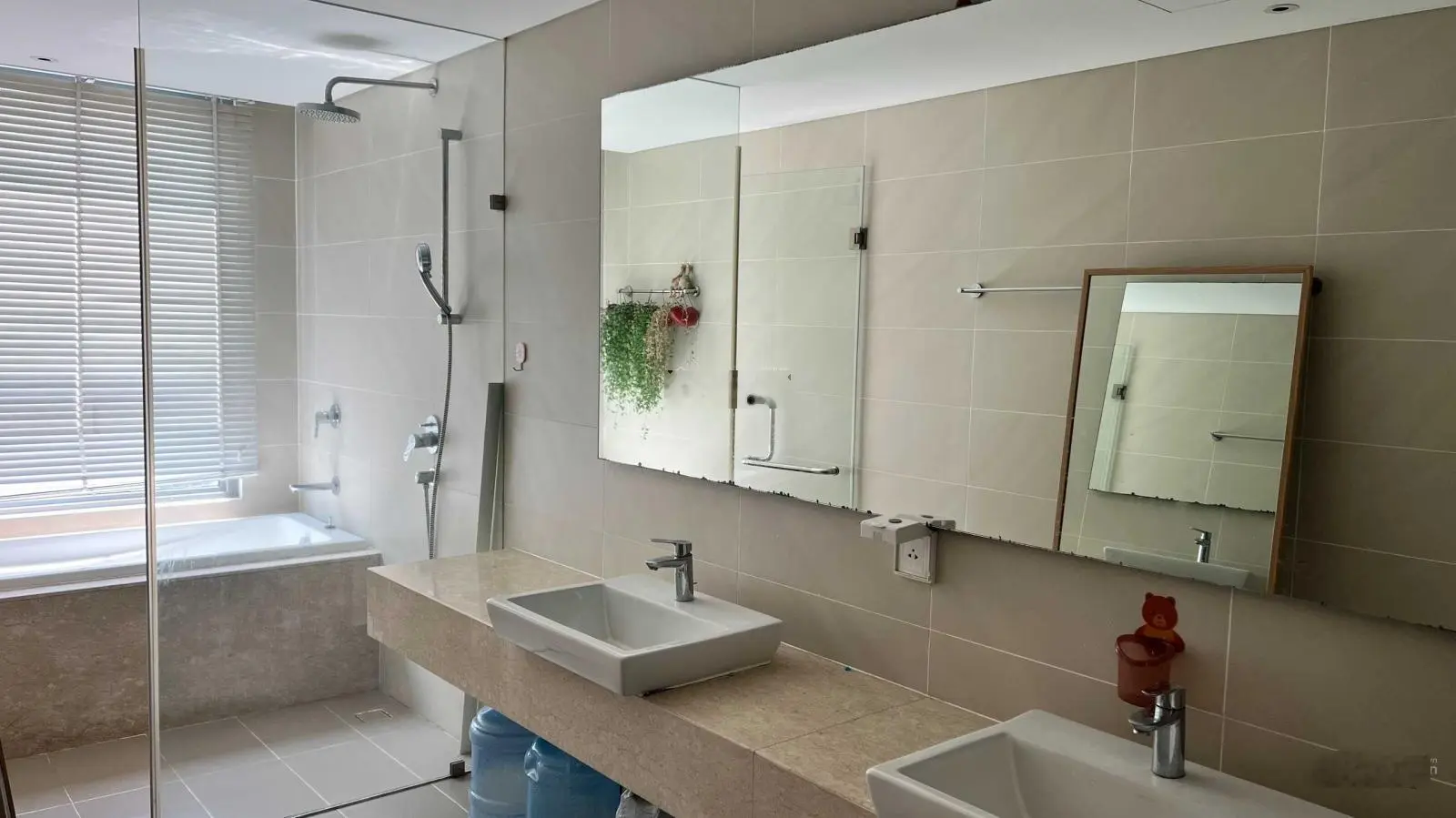 Cập nhật giỏ hàng căn hộ 3PN giá cực tốt view hồ bơi resort tại Đảo Kim Cương - Diamond Island