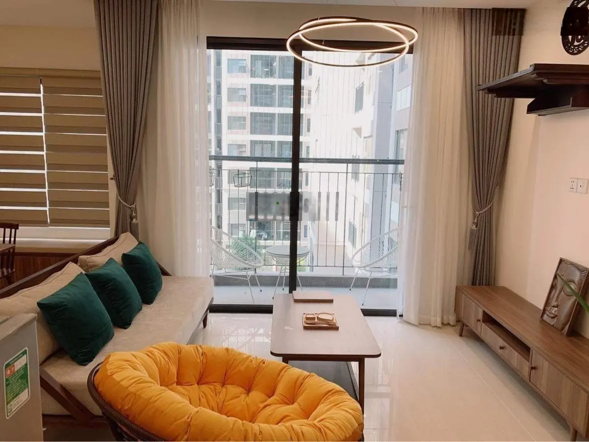 Cần tiền vào dự án mới chủ nhà gửi bán nhanh căn hộ 2PN + 1 góc 70m2 chỉ với 3 tỷ tại Vinhomes OCP