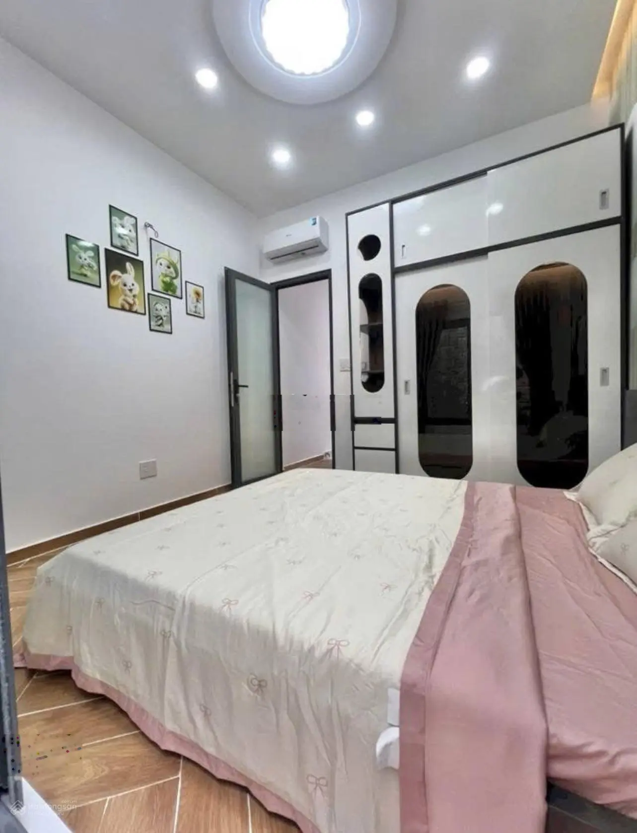 Chủ bán gấp hẻm 1/ Nguyễn Duy 40m2 2PN, SHR, sẵn nội thất 2ty050