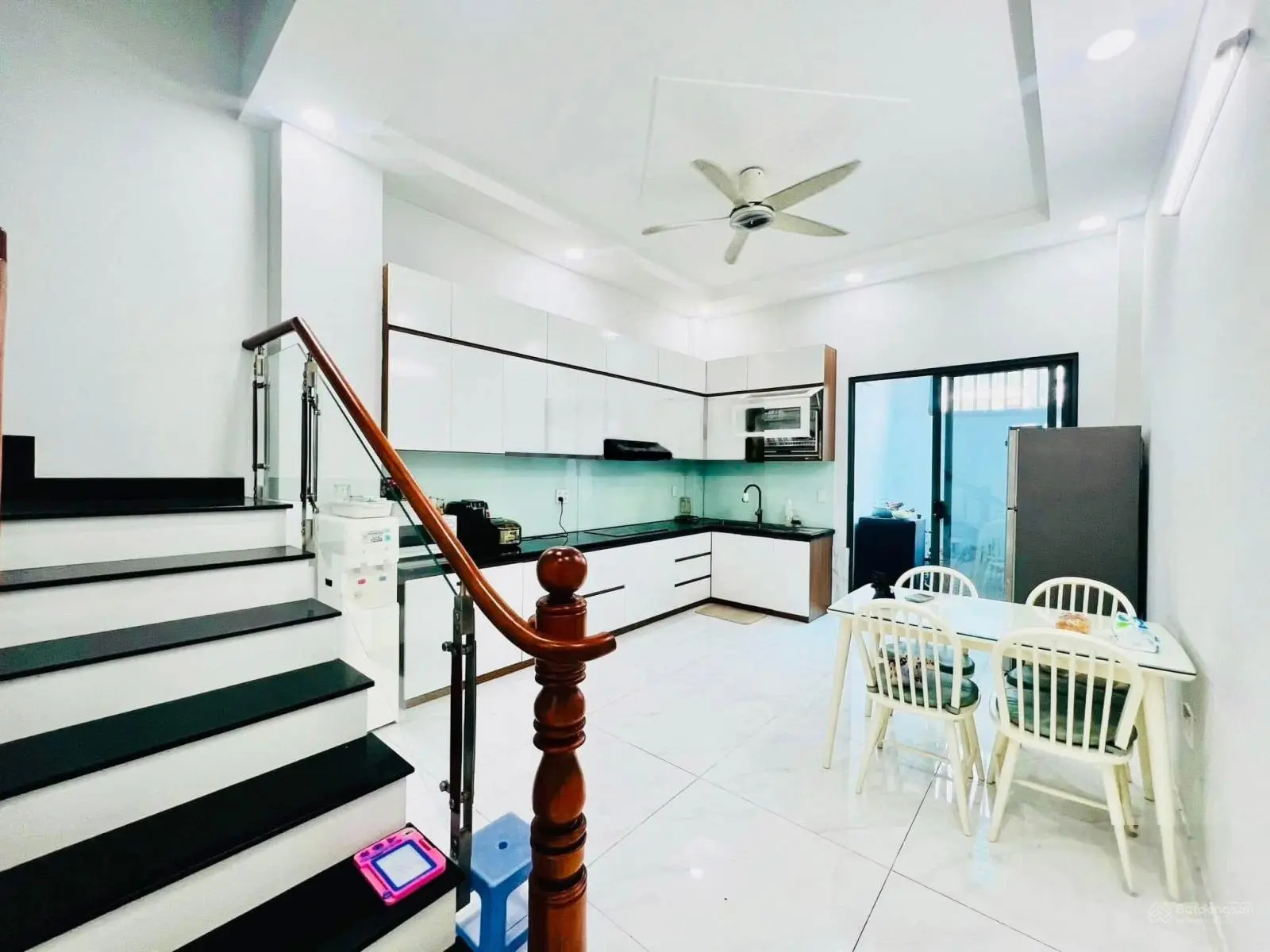 Mua ở hay đầu tư đều nhất, nhà 5 tầng có thang máy đường 12m 4x16.5m 6PN 5WC Thạnh Lộc 44 Q12