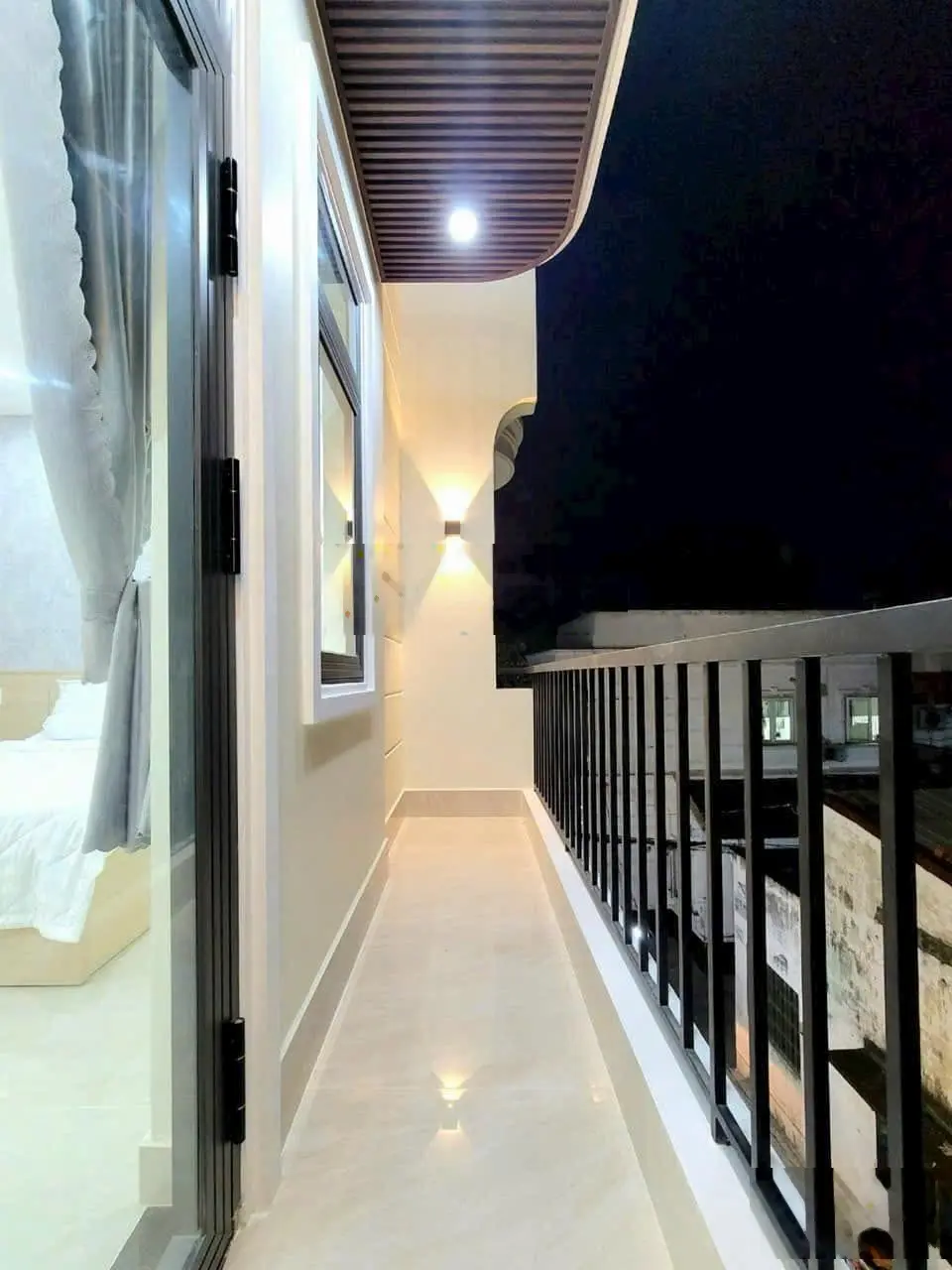 Siêu phẩm nhà 60.9m2 Thảo Điền, Q2. Xây 1 trệt 1 lửng 2 lầu và sân thượng, sổ sẵn