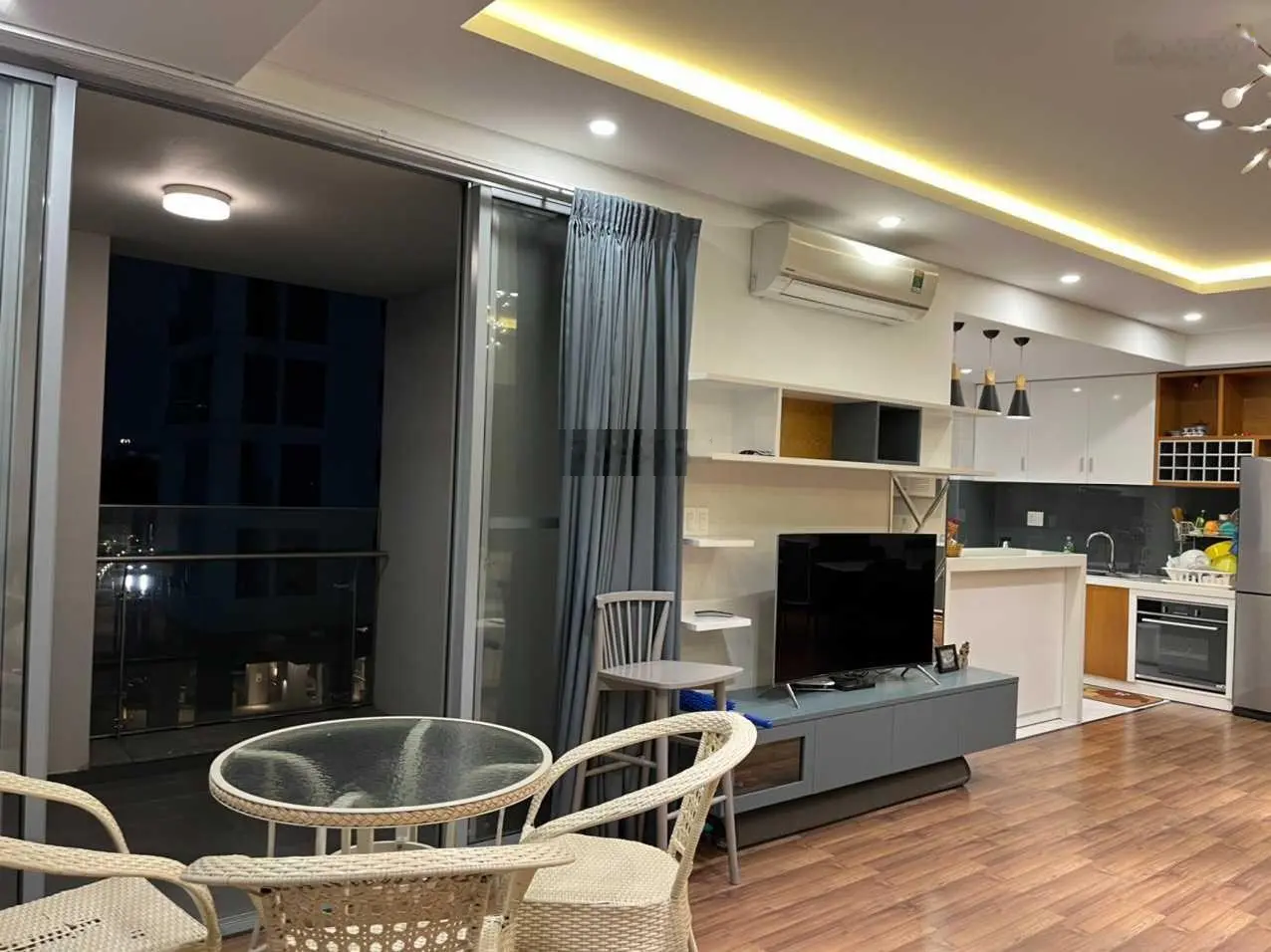 Bán căn hộ Green Valley, Phú Mỹ Hưng, Quận 7, DT: 128m2, 3PN, 2WC, có ô xe hơi, giá: 8 tỷ (TL)