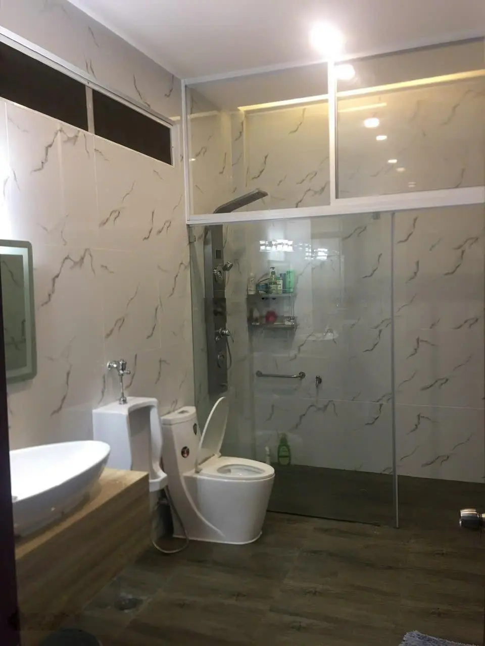Bán nhà biệt thự 160m2, Cao Lỗ, Q8, nhà 3 tầng, sổ hoàn công đầy đủ DTS 402m2 27,9 tỷ