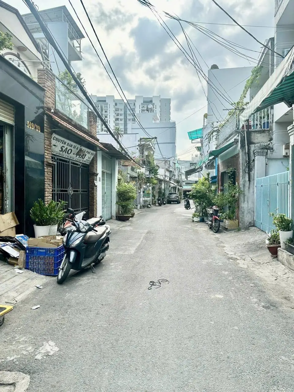 Bán nhà hẻm xe tải thông đường Lũy Bán Bích Quận Tân Phú 4 tầng 4mx17m nhỉnh 8 tỷ TL