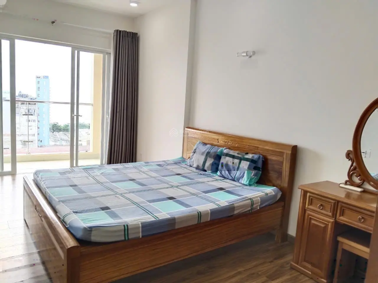 Cần bán căn 2 phòng 84.95m2 CC Vũng Tàu Gold Sea, view biển. Giá 3.3 tỷ. Lh em Yến 0792 366 ***