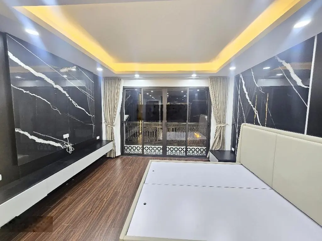 Bán nhà mặt phố hoàng mai - chỉ với 16,7 tỷ, 56m2, 7 tầng, pháp lý đầy đủ. thang máy kinh doanh.