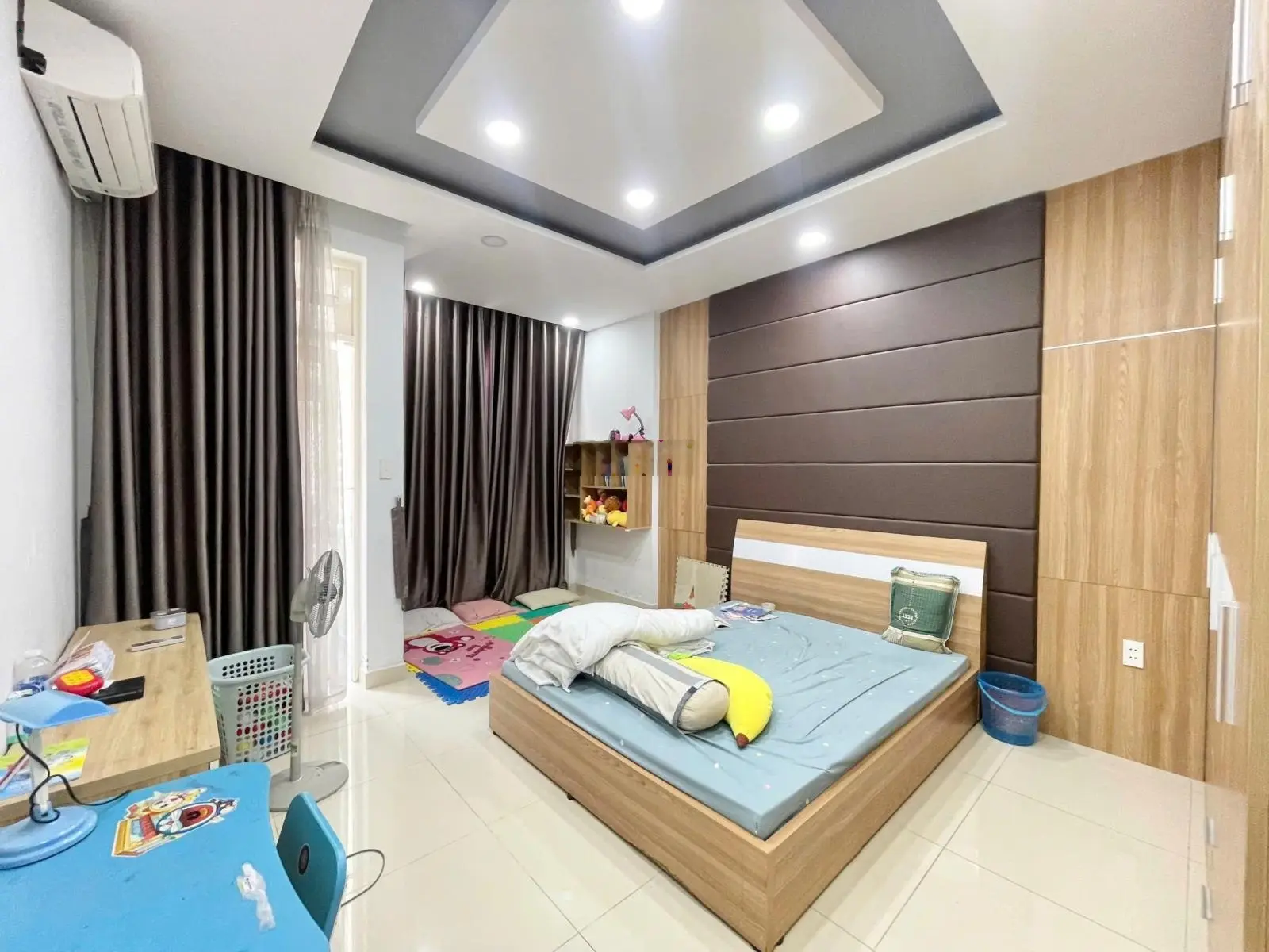 Cần bán gấp nhà ngay gần ql 13 và vạn phúc city : 0933352944