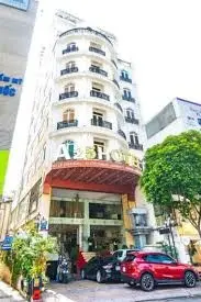 Khách sạn 3 sao, mặt tiền Lê Thị Riêng, Q1. DT: 13x25m 10 tầng; Dòng tiền: 1tỷ/tháng. Bán 280 tỷ