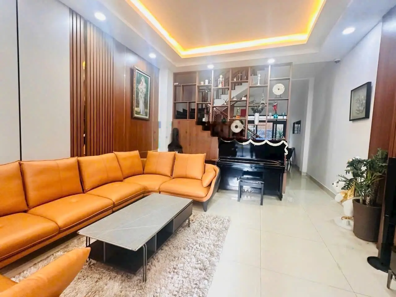 Nhà phố mặt tiền 14m, KDC Gia Hoà Đỗ Xuân Hợp, Phước Long B, TP Thủ Đức. DT: 100m2/14 Tỷ