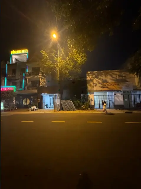 CC cần bán gấp lô đất đường D2 Man Thiện Thủ Đức thành phố Hồ Chí Minh thích hợp kinh doanh