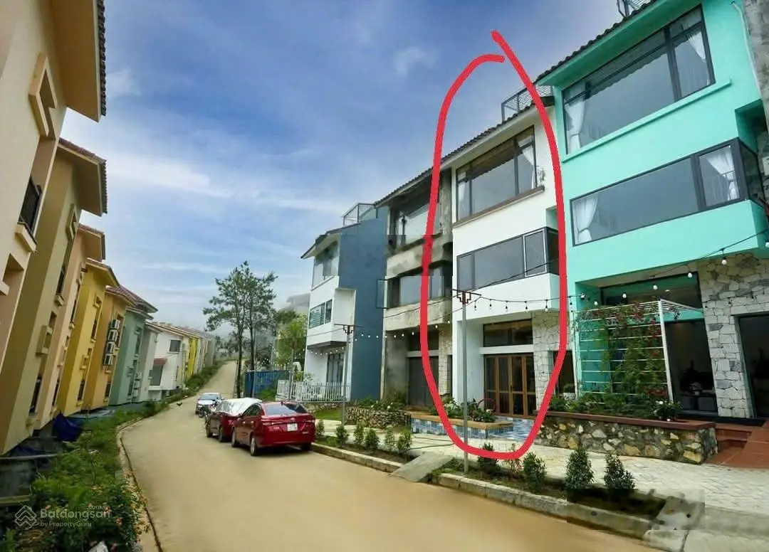 Giá cũ 5tỷ2 giảm sâu hơn 400tr bán trong tuần Shophouse tại Sapa Jade Hill, 4,75 tỷ 65m2, 6PN, 6WC