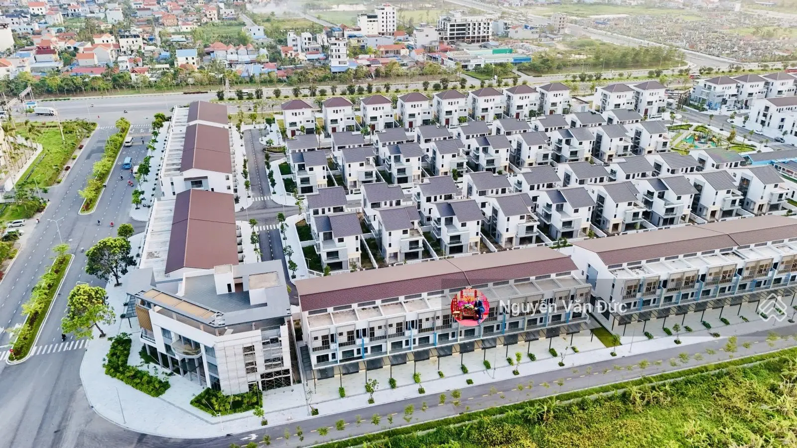 Bán nhà Sapphire Gem cạnh trung tâm hành chính với quỹ căn giá tốt vị trí đẹp. liên hệ 0898260090