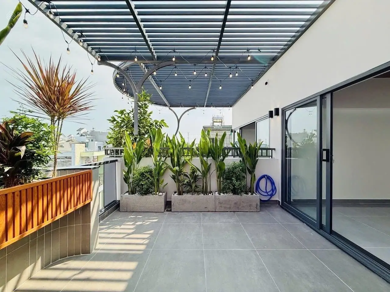 Chú Minh cần bán GẤP nhà hẻm 5m Nguyễn Thị Diệu, Q3, 68m2, 4 tỷ390, sẵn sổ hồng, có hđ thuê 20tr/th